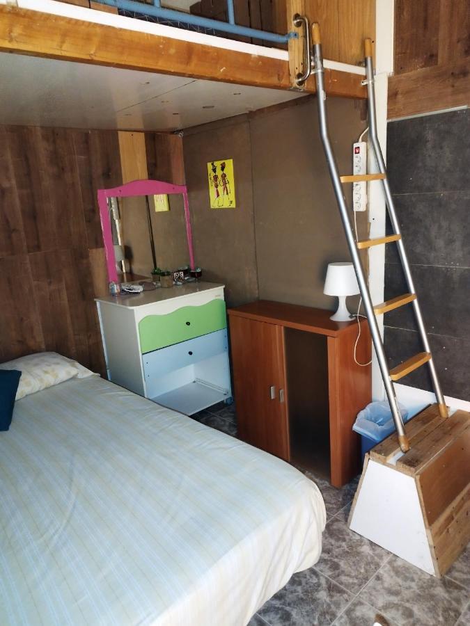 Barceloneta Eco-friendly Studio -private Bathroom- Luxury tent Barcelona